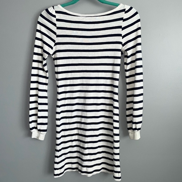EUC French Connection Black & White Striped Mini Sweater Dress Size 2 - Picture 5 of 6
